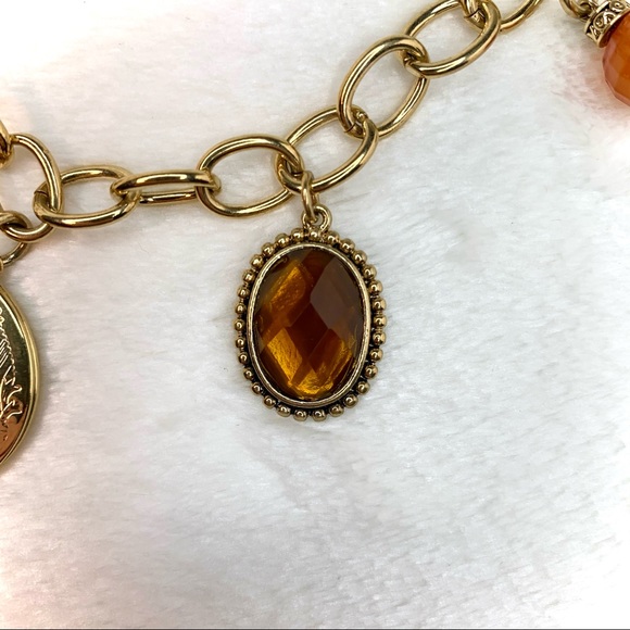 Liz Claibourne Signed Gold Tone Locket Charm Collar Necklace - Picture 7 of 13